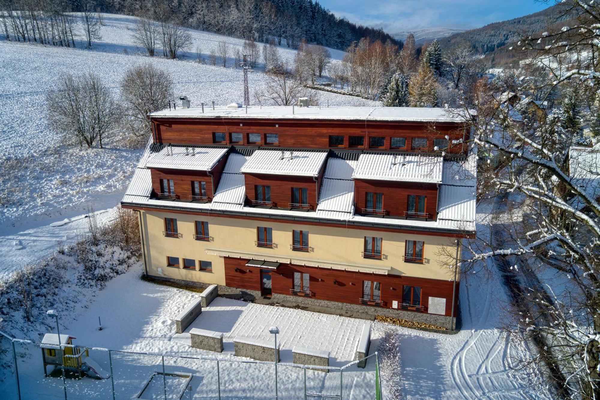 Hotel Toc Lipová-lázně Kültér fotó