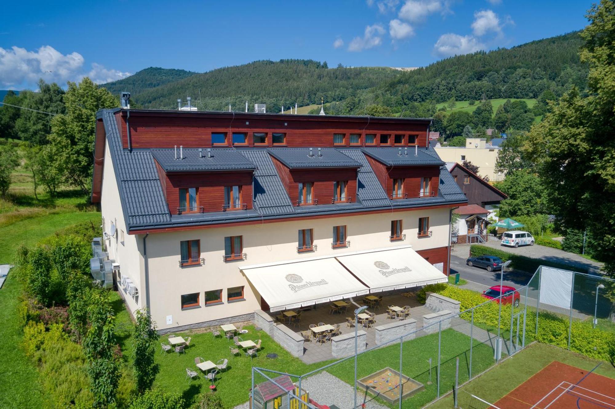 Hotel Toc Lipová-lázně Kültér fotó