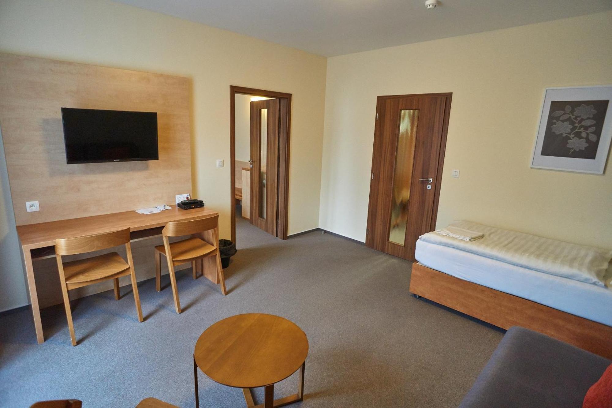 Hotel Toc Lipová-lázně Kültér fotó