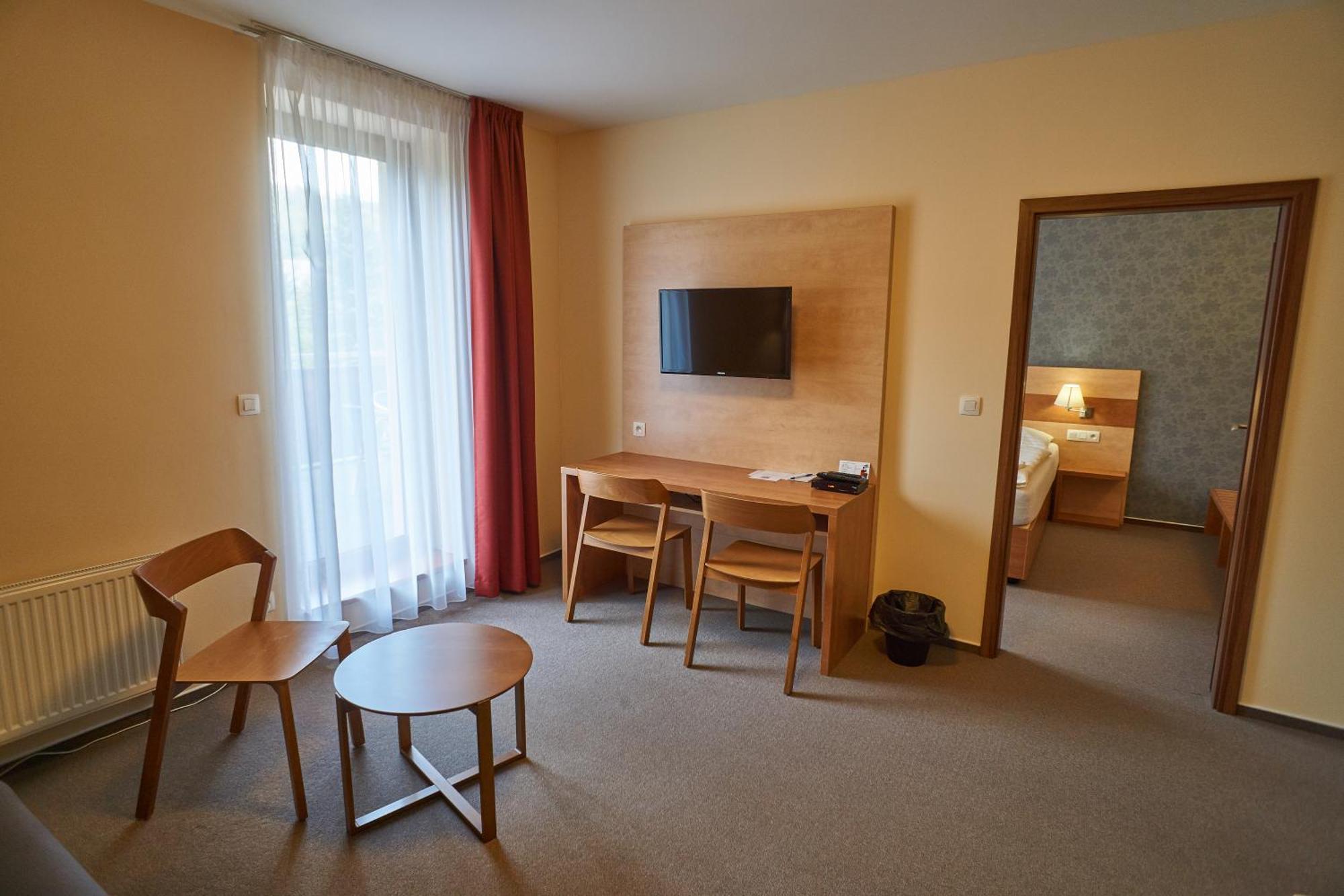 Hotel Toc Lipová-lázně Kültér fotó