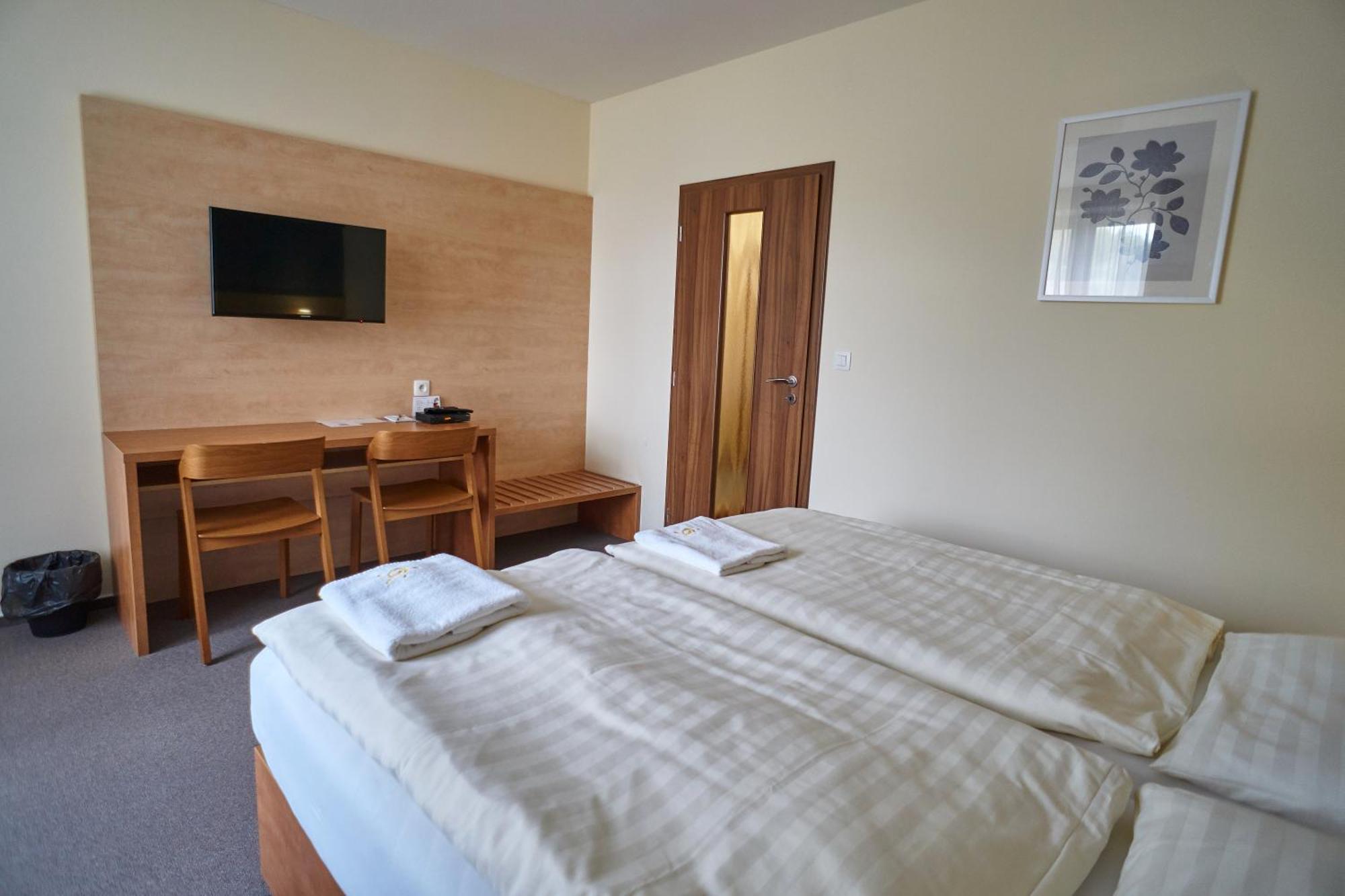 Hotel Toc Lipová-lázně Kültér fotó