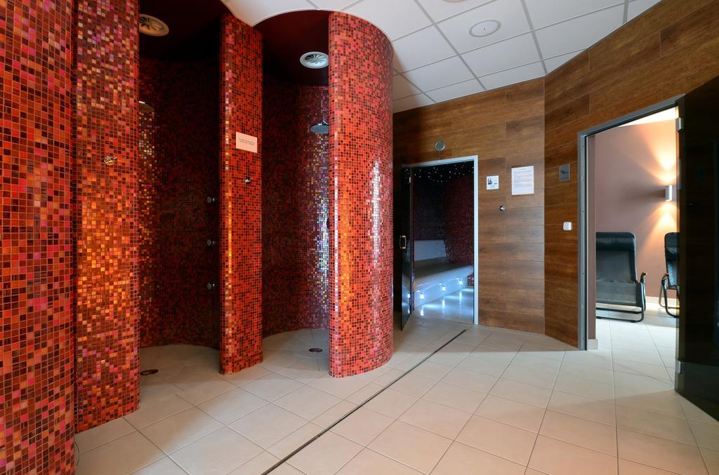 Hotel Toc Lipová-lázně Kültér fotó